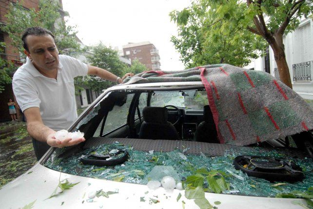 Se cumplieron 15 años de la pedrada que dejó a Rosario al borde del colapso