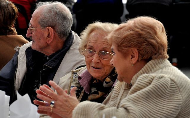 Santa Fe: son más de 76 mil los beneficiarios del nuevo aumento en jubilaciones y pensiones