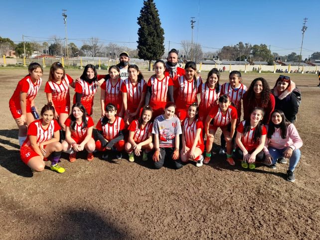 Unión Americana Sub 16. Las chicas del club de Guatemala y Junín comenzará a disputar los torneos de la Rosarina&nbsp;