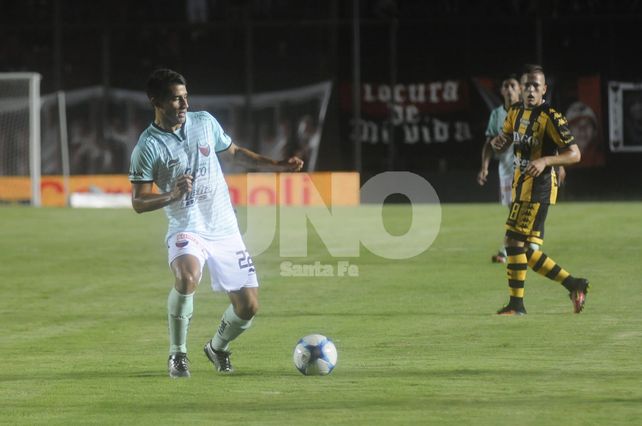 En condiciones. Iván Torres cumplió con las dos fechas de suspensión y si el técnico lo dispone podría jugar ante Godoy Cruz.