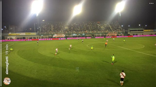 ¡Noooo! Maglietti incendió la tribuna alentando al Galgo Gutiérrez ¡Noooo! Maglietti incendió la tribuna alentando al Galgo Gutiérrez