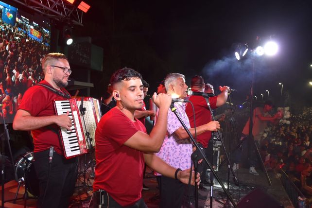 La magia del carnaval también se vivió en Puerto General San Martín