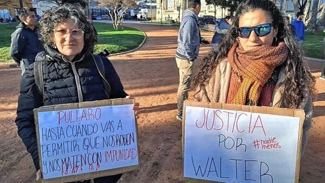 Marcha en reclamo de justicia por el asesinato de Walter Paglia.