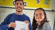 Equipo. El docente Franco Domínguez junto a su alumna Tamara Altamirano. Equipo. El docente Franco Domínguez junto a su alumna Tamara Altamirano.