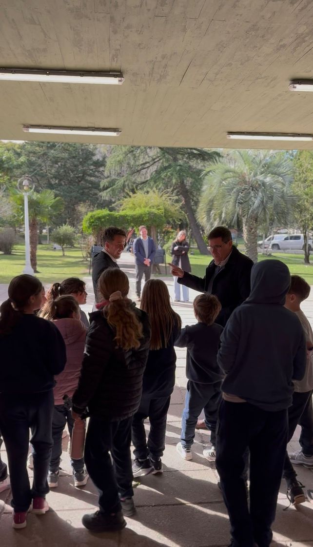 José Goity y Matías Suárez recorrieron escuelas y reforzaron la agenda educativa en Zavalla