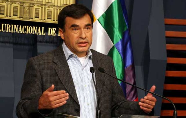 El ministro Quintana anunció que serán devueltos todos los vehículos encontrados en Bolivia.