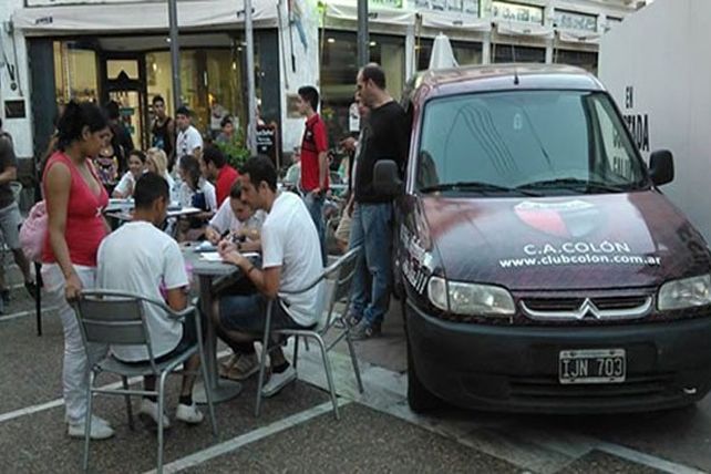 Gracias al “Sabalero Móvil”, Colón hizo 1.500 nuevos socios