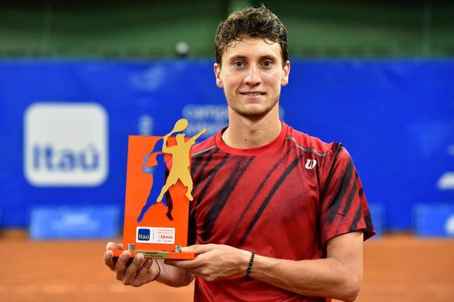 El rosarino Renzo Olivo se coronó campeón del Challenger de Santos