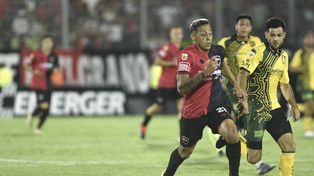 Luciano Herrera jugó sus primeros minutos en Newells contra Aldosivi. En Santiago estará entre los once.