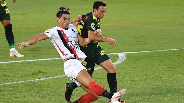 Patronato sufrió la capacidad goleadora de Brian Romero