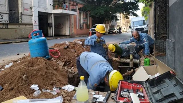 La Empresa Provincial de la Energía (EPE) realiza trabajos de mejoras en la red eléctrica.