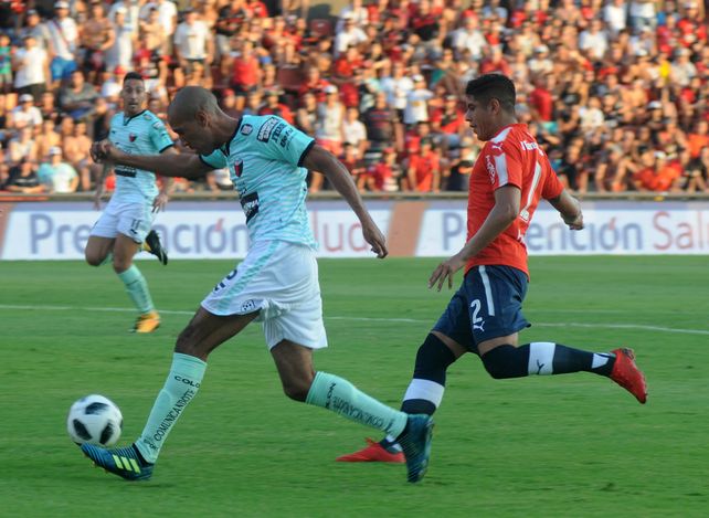 Independiente le dio otro cachetazo a Colón, que no puede levantar cabeza