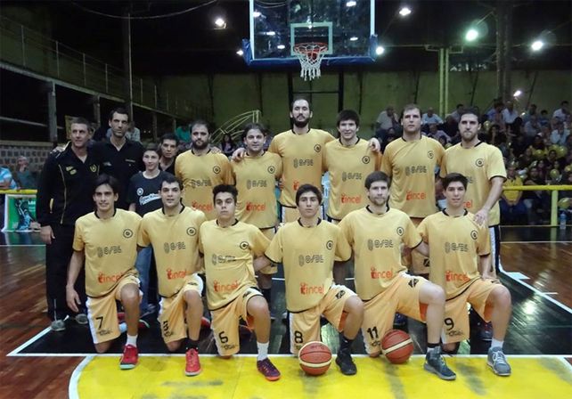 Posa el equipo que se llevó el título de la Liga Provincial.