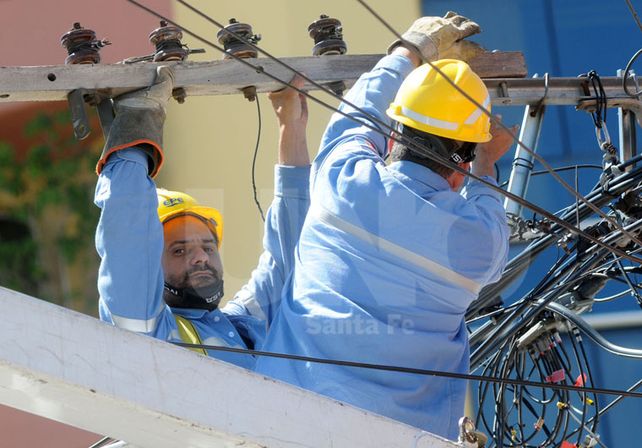 Las demoras en el envío de fondos podría impactar en las tarifas de la luz en la provincia