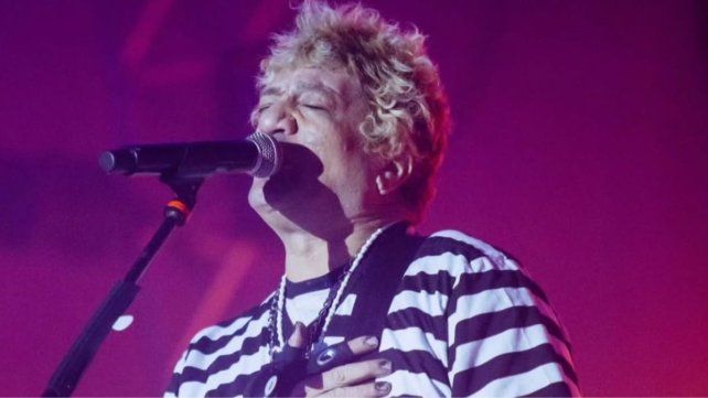 Pity Álvarez cantó en Rosario para 25.000 personas