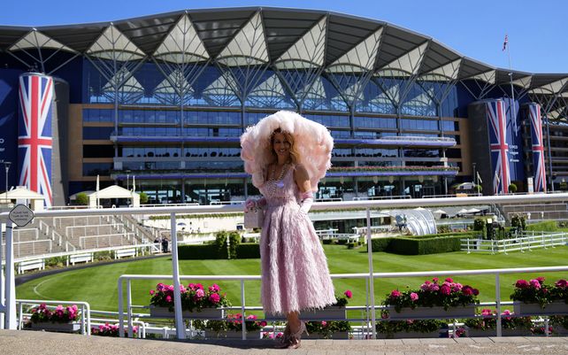 Royal Ascot, las carreras hípicas que se mezclan con el glamour de los royals británicos