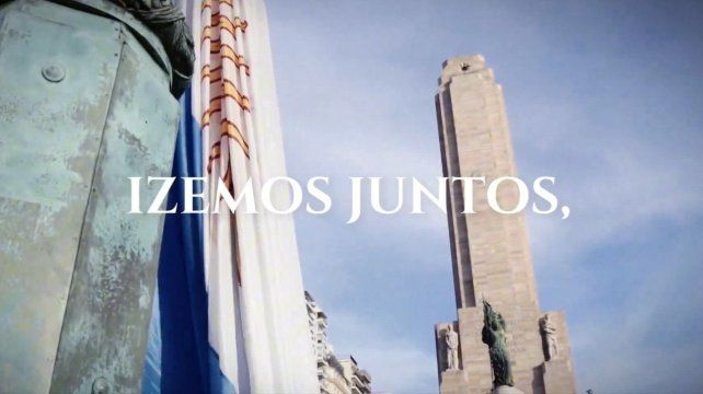 Día de la Bandera: el error en un video que Javier Milei reposteó