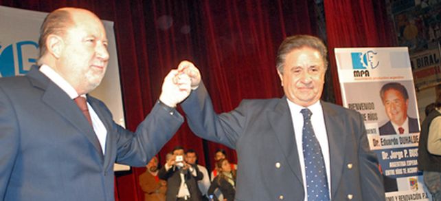 Duhalde pareci&oacute; arrepentido de comparar a Kirchner con Hitler