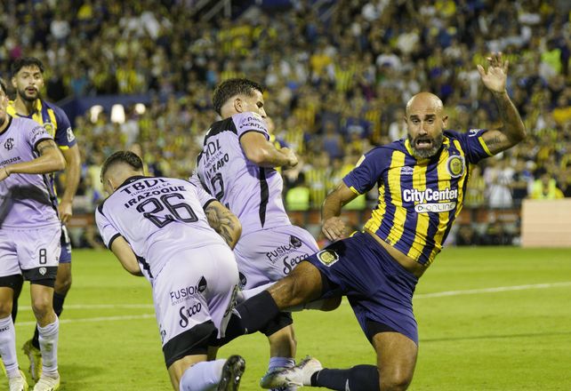 A Quintana le renovaron el contrato y volverá a ser parte de la zaga que tantas alegrías le dio al hincha canalla en 2023.