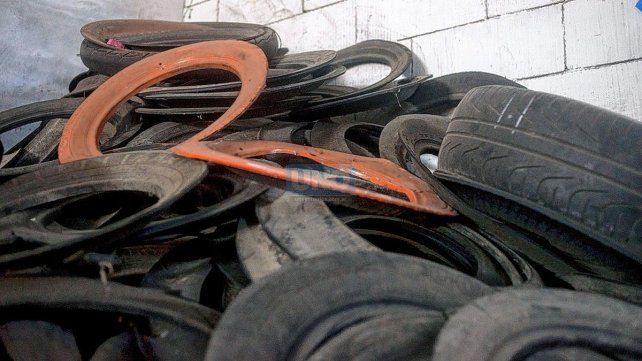 La Municipalidad envió 13.400 kilos de neumáticos fuera de uso a la provincia de Buenos Aires. El valor agregado generado será donado a vecinos