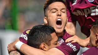 Lanús se quedó con el clásico al ganarle 2-1 a Banfield.
