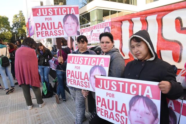 Pidieron prisión perpetua para los principales acusados en el caso de Paula Perassi