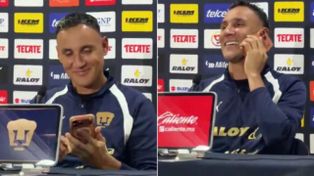 El divertido momento de Navas en conferencia de prensa: Me está llamando mi esposa
