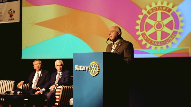 Debemos recuperar una visión ética de la política y la sociedad”