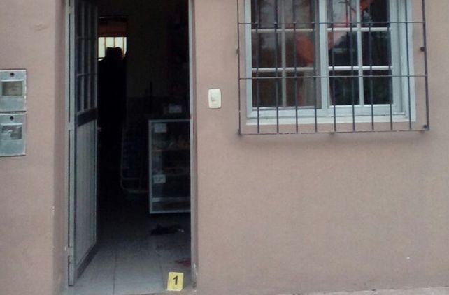 La policía levantó pruebas en la casa del agresor.&nbsp;