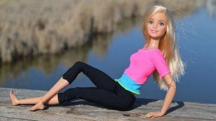 Imitando Ropa Tumblr Para Muñecas| Como Hacer Ropa Para Barbie Este Video  Es Muy Viejito Pero Se Los Comparto Pues Tiene Algunas Ideas Muy Buenas Para  Hacerle Ropa A Barbie Reciclando |