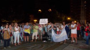 Vecinos autoconvocados se manifestarán hoy en Plaza de Mayo por la muerte de Nisman