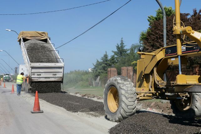 Alto Verde: vecinos acompañan las obras de pavimentación del acceso al barrio