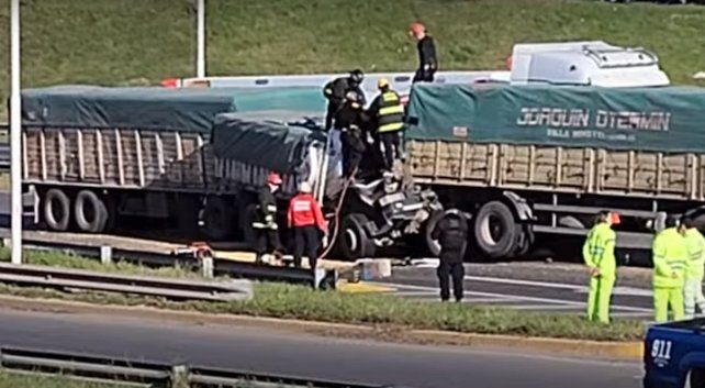 Murió un camionero en un choque en cadena en avenida de Circunvalación