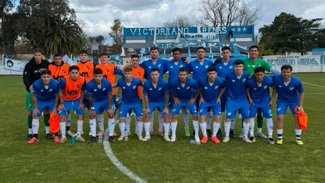 Argentino. El equipo de barrio Sarmiento jugó un gran partido hizo todo para traerse los tres puntos pero Victoriano Arenas con un zapatazo igualó el partido.&nbsp; 