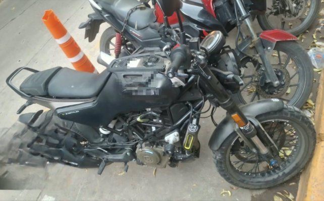 Recuperaron la moto robada a un fiscal del MPA cerca de la basílica de Guadalupe: apresaron a un joven de 19 años