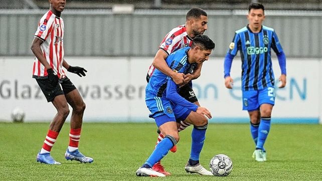 El Ajax con las participaciones de Martínez y Tagliafico ganó y es puntero de su competencia.&nbsp;