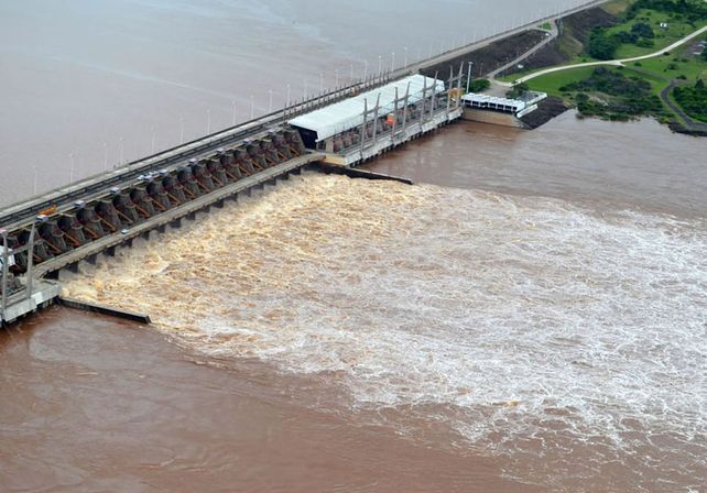 Desde la CTM aseguran que “no hay ningún riesgo para la represa Salto Grande