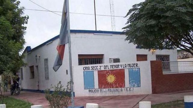 Una madre atacó a una nena de 13 años porque le dijo que no a su hijo de 18