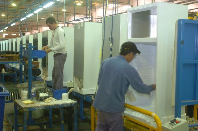 Los industriales vinculados a la línea blanca advierten un cambio en la política industrial