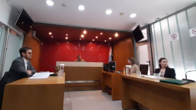 Dieron probation a un hombre que compró combustible robado del municipio de Paraná.