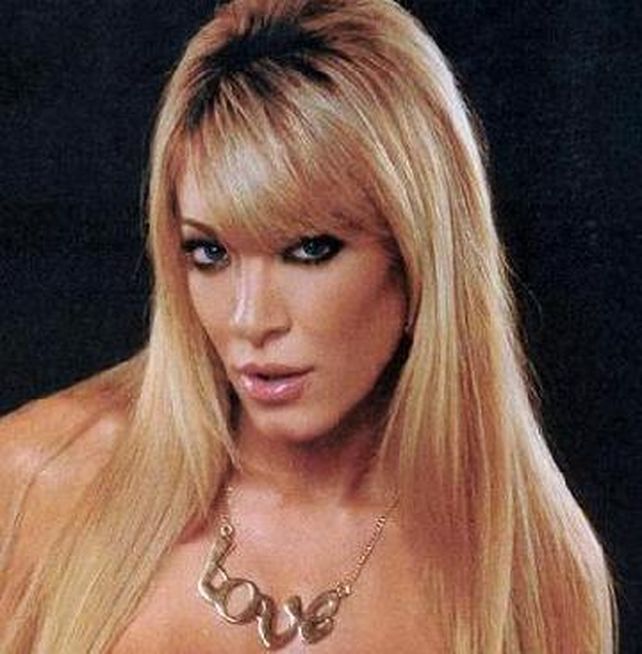 Pamela Pombo, explosiva