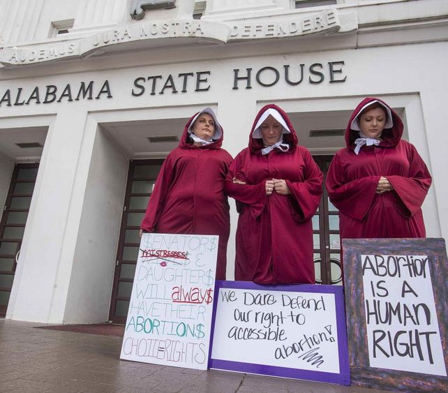 Comisión Legislativa prohíbe el aborto en el estado de Alabama