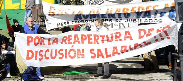 Sciara aseguró que el salario de los empleados públicos ganó poder adquisitivo