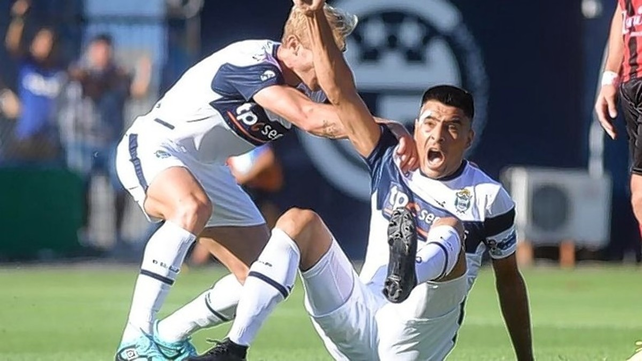 Colón-Patronato, no solo el amistoso: los dos van por Goltz