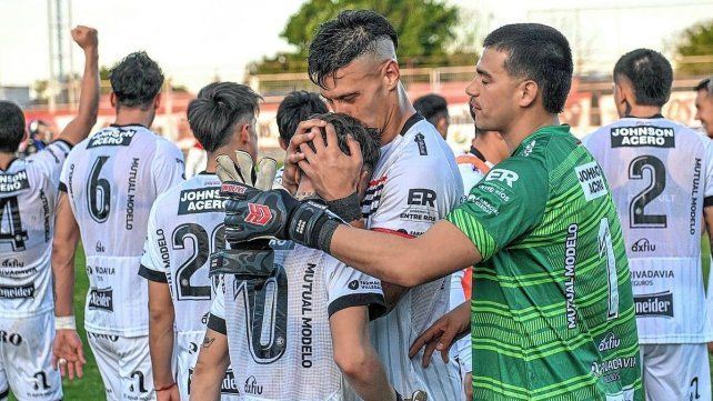 Patronato recibirá desde las 16 a Arsenal. El Rojinegro acumula tres victorias en serie en el Grella y registra ocho presentaciones sin derrotas como local.