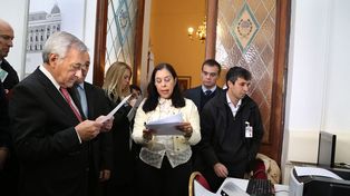 Con la emisión del parte cero, comenzó el recuento provisional