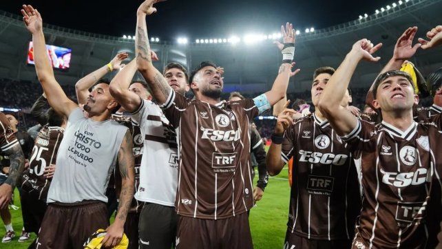 ¡Platense, histórico! La emoción de jugadores, cuerpo técnico e hinchas por el título