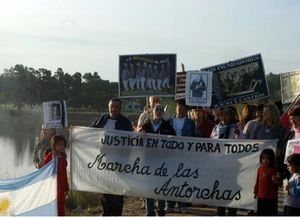 La Marcha de las Antorchas invita a un reencuentro esta tarde en la Plaza