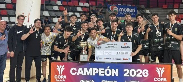 Los chicos de Normal 3 hicieron bien los deberes y se quedaron con la Copa Santa Fe de vóleibol.