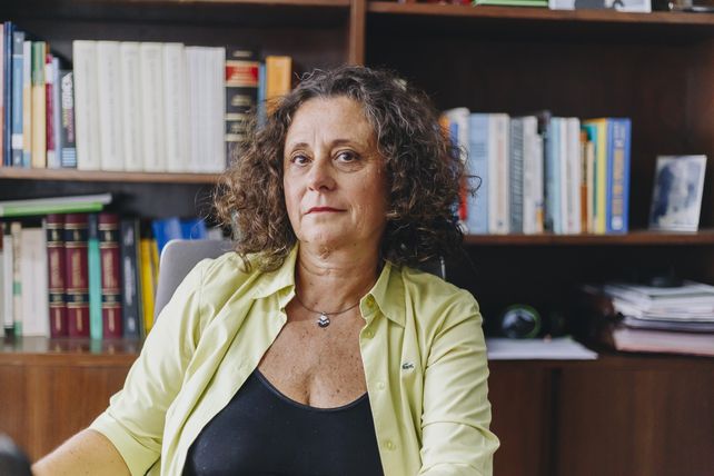 Fernanda Fernández Mileti es abogada y contadora, especializada en derecho tributario y consultora certificada de empresas familiares.
